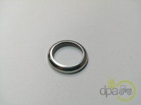 DISTANTIER SIMERING SUPAPA MOTOR Fendt