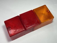 STICLA LAMPA SEMNALIZARE STANGA SAU DREAPTA SPATE Massey Ferguson