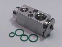 VALVA AER CONDITIONAT John Deere