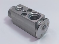 VALVA AER CONDITIONAT John Deere